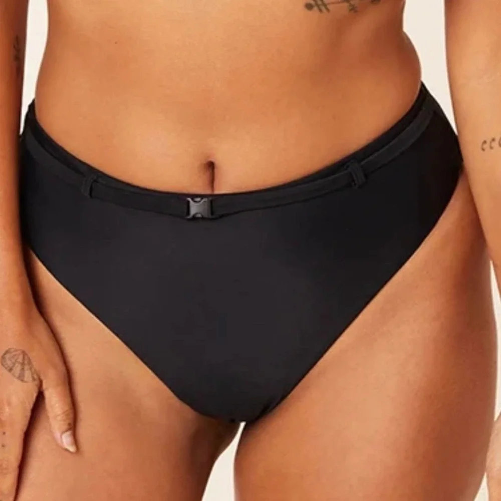 andie swim the riviera bikini bottom black, women size small